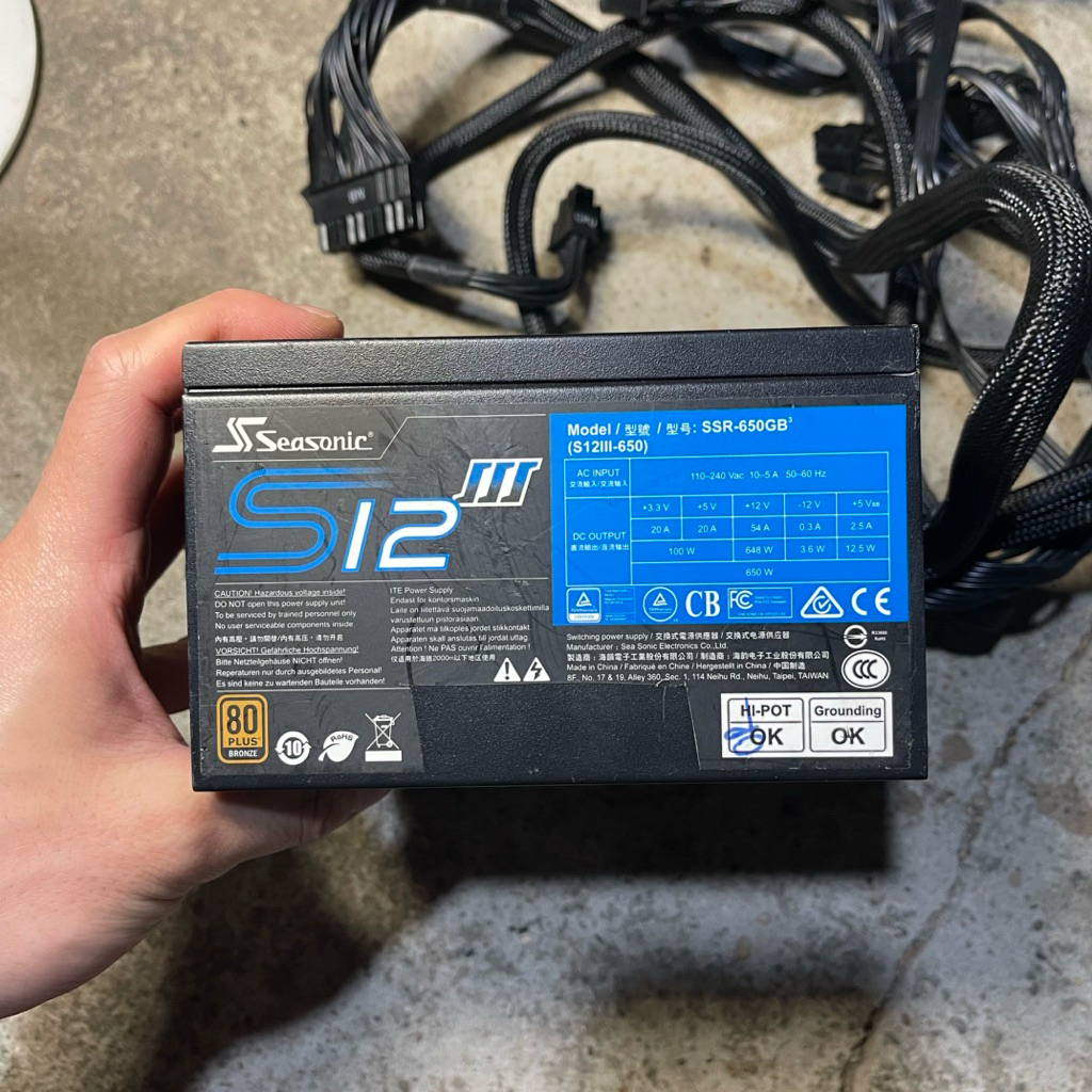 Nguồn máy tính Seasonic 650w hỏng