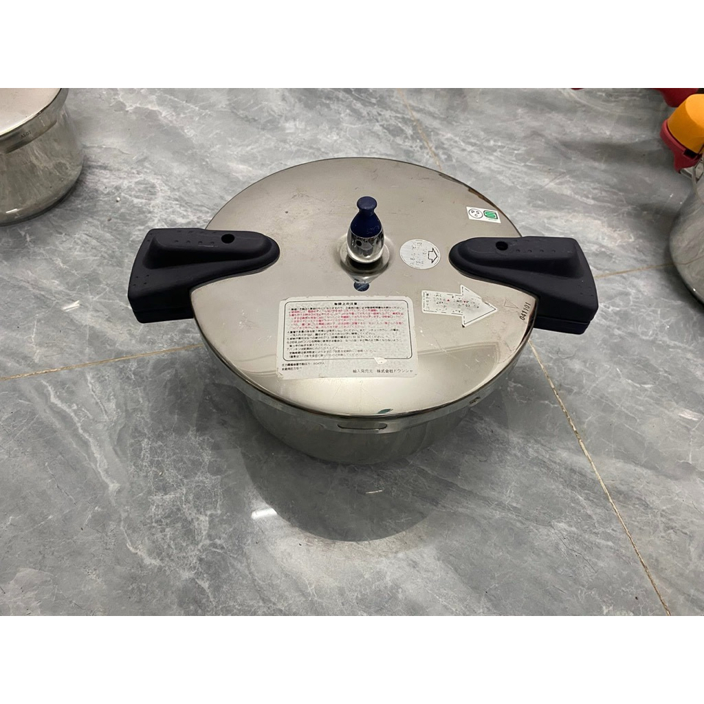 Nồi áp suất Cress nội địa Nhật 4L độ mới cao