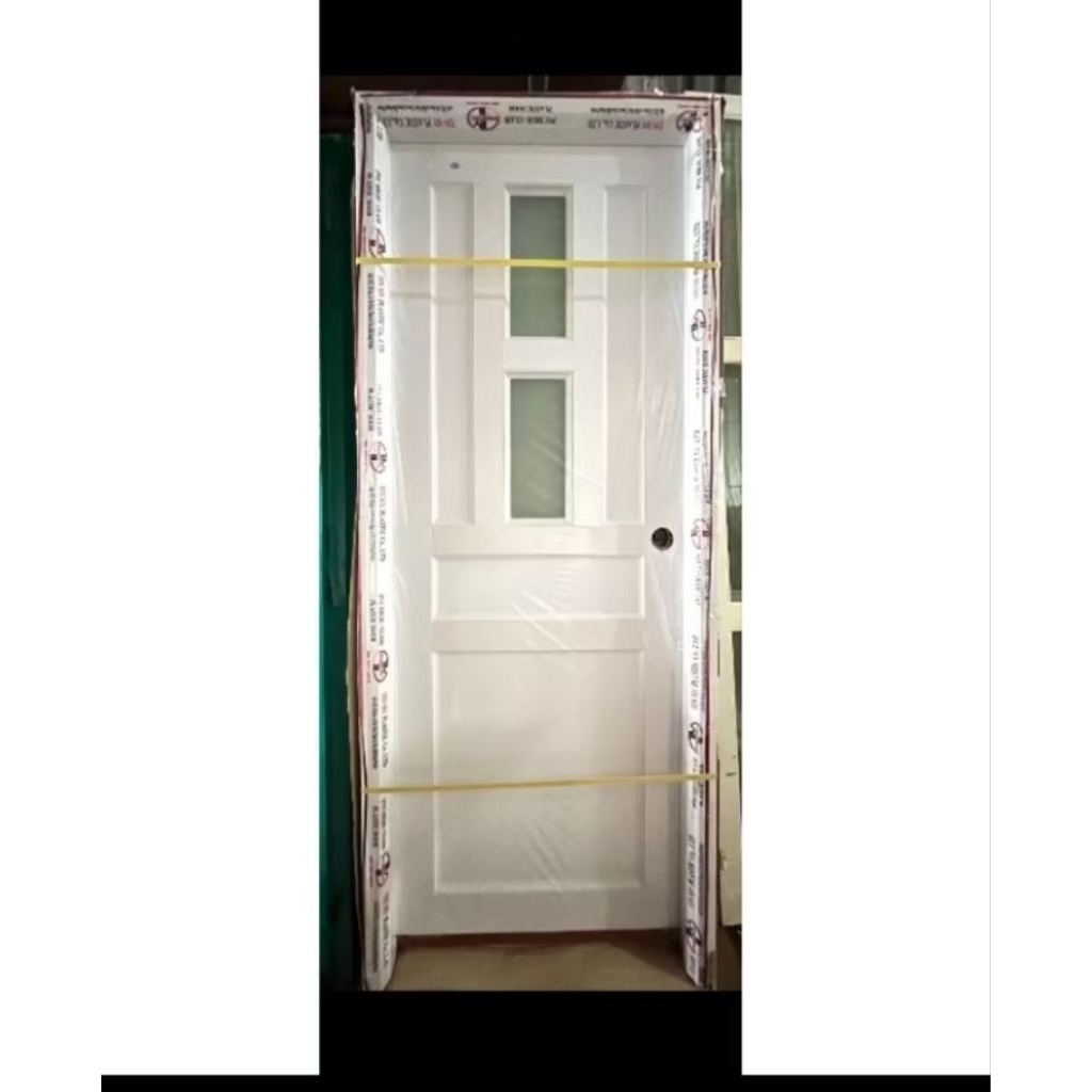 Cửa nhựa cao cấp (80x2m) phủ bì