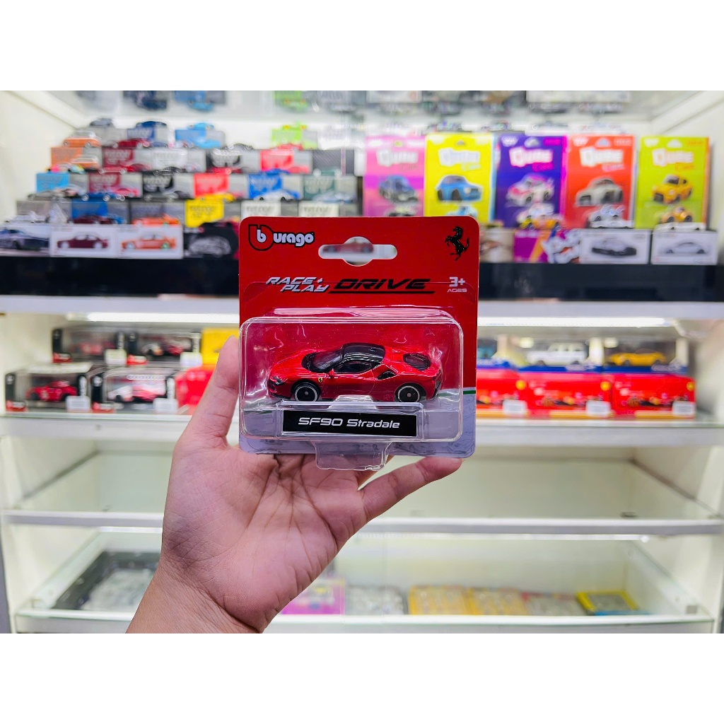 Mô hình xe Ferrari 488 GTB, Enzo, SF90, LaFerrari, 458 Speciale bản card tỉ lệ 1:64 Bburago 18-56000