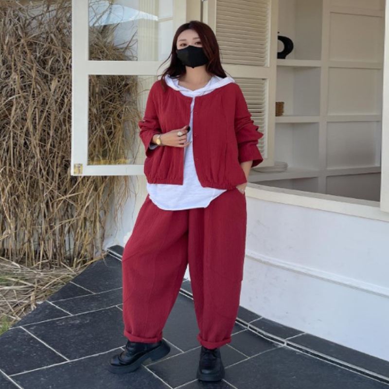 Bộ đồ gồm áo khoác và quần baggy - B023