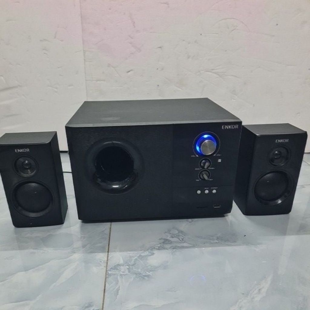 BỘ LOA VI TÍNH2.1  ENKOR, model: S2880,CÓ BLUETOOTH ZIN, CÓ USB, CÓ THẺ NHỚ, CÓ RADIO, FM, hàng đã q