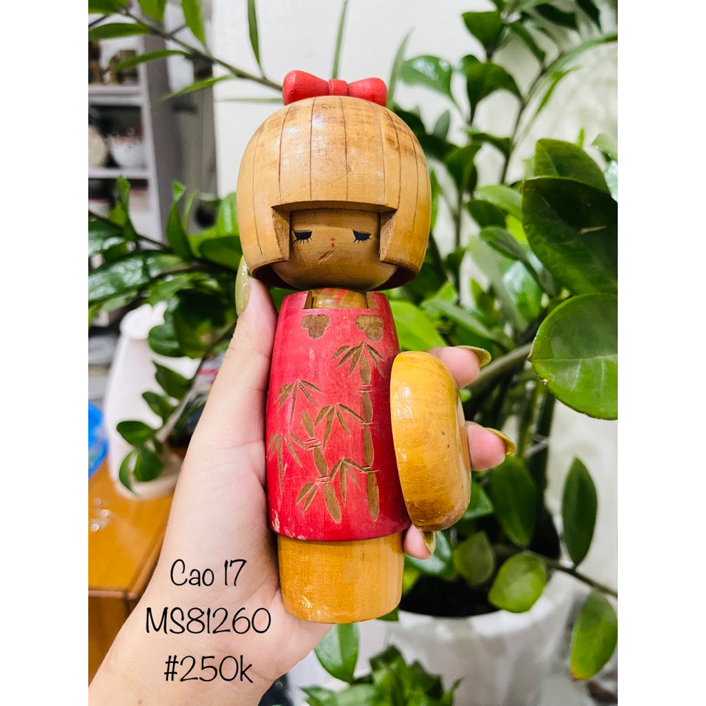 Búp bê gỗ kokeshi Nhật ngày 21/12