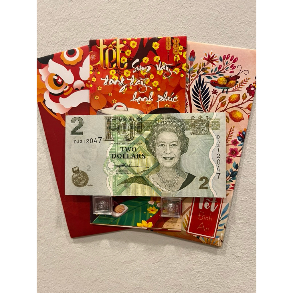 sưu tầm 2 Fiji mới 100%