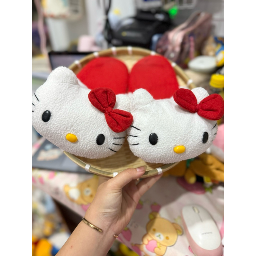 Dép gấu bông Hello Kitty size 38-39 cm (2hand chính hãng)