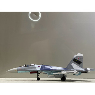 Mô hình Máy bay SU-35B Super Flanke - 1:100