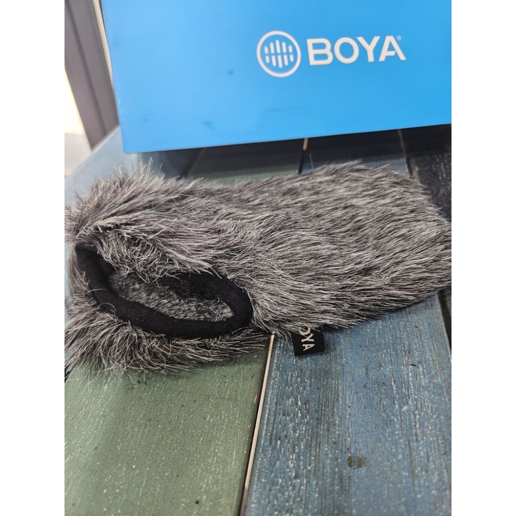 Lọc gió mic thu âm shotgun Boya
