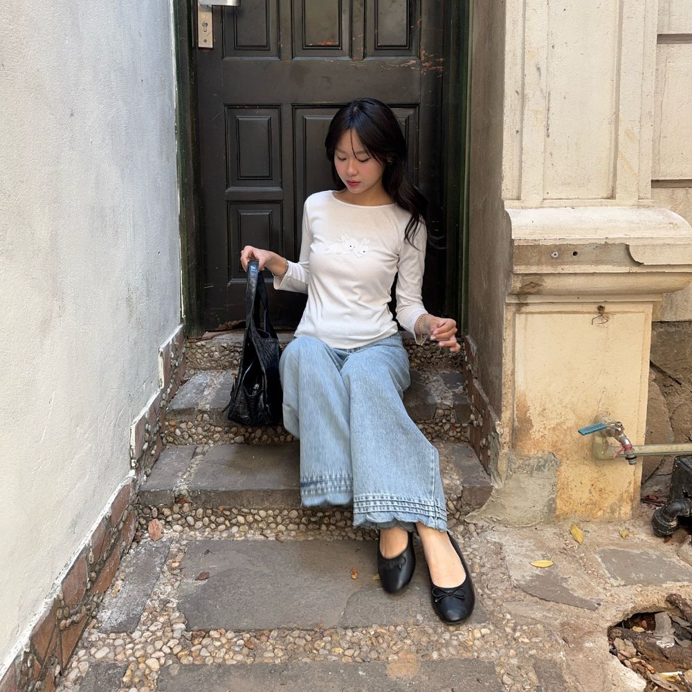 Quần jeans ống rộng vải mềm mịn TheCotton quần bò ống suông viền gấu hoa | BigBuy360 - bigbuy360.vn