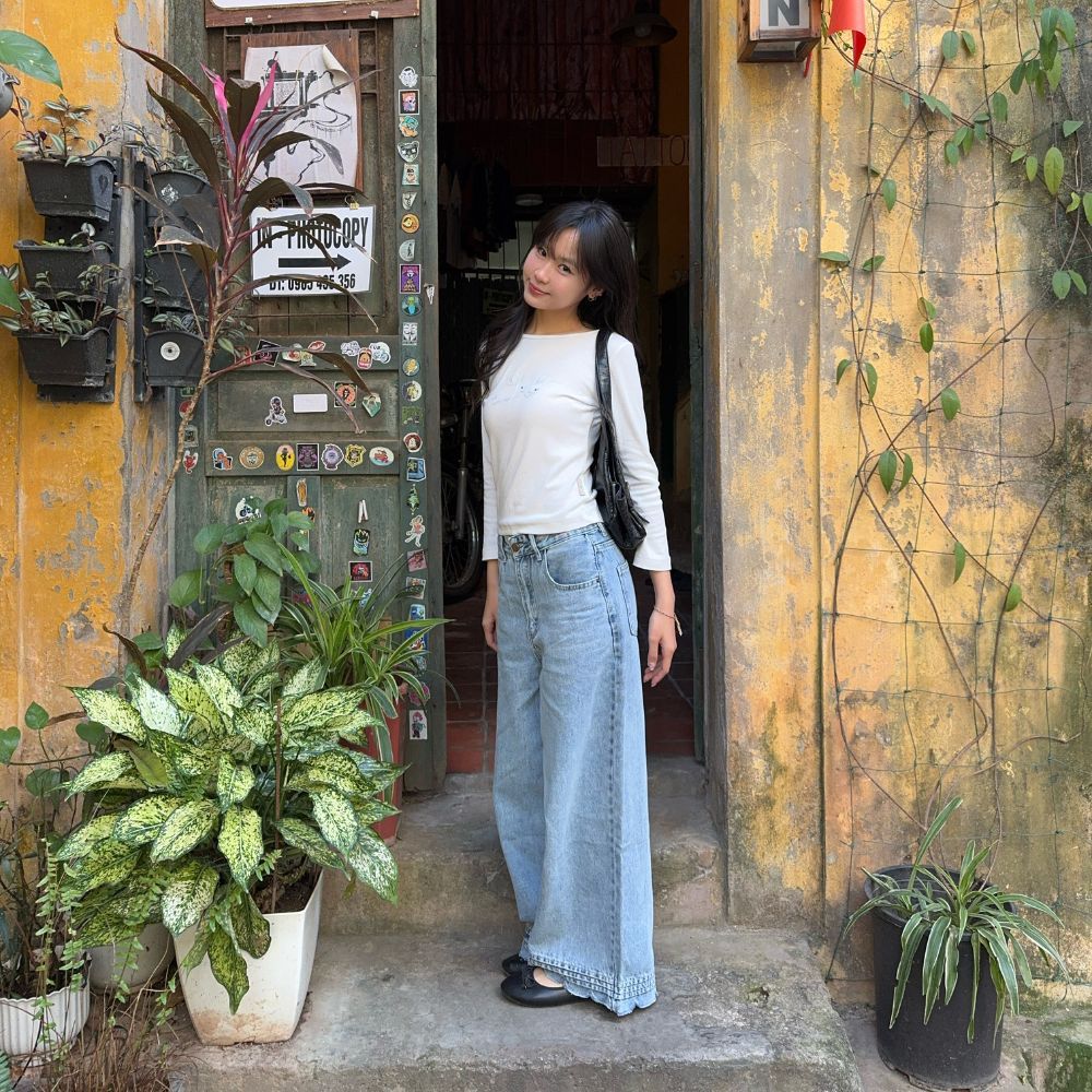 Quần jeans ống rộng vải mềm mịn TheCotton quần bò ống suông viền gấu hoa | BigBuy360 - bigbuy360.vn