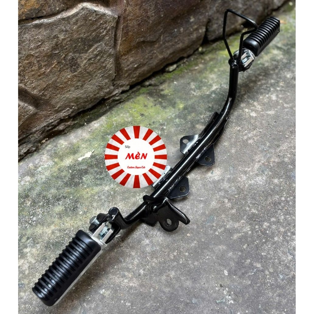 GÁC CHÂN GIỮA (GÁC MÁY) XE EXCITER 150