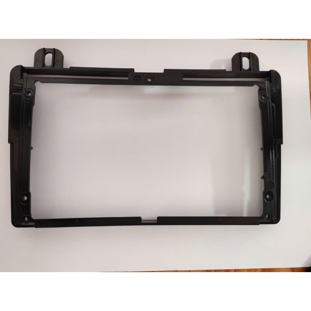 Mặt dưỡng lắp màn android cho Xe Tải Thaco TF230, TF123 dưỡng 9 inch kèm jack nguồn