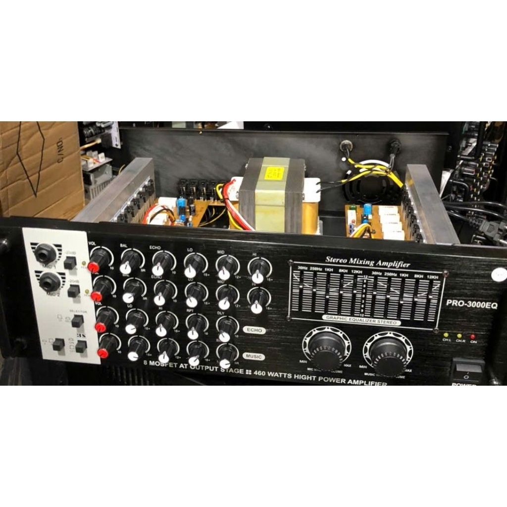 Amply karaoke Sankio Pro-3000EQ.