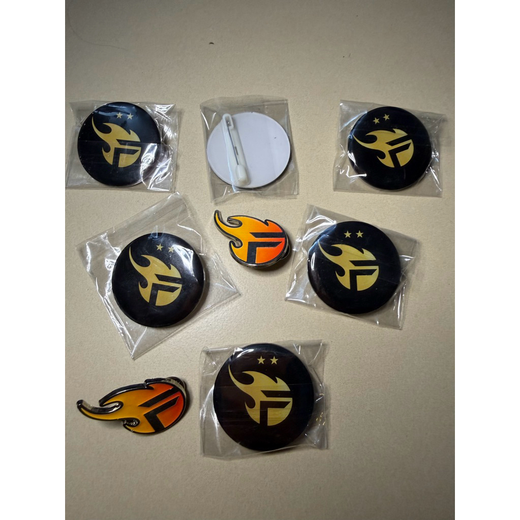 Pin Cài Flash / Ghim Cài Áo FL Team FPT Flash Chính Hãng Off Fans Chớp Con