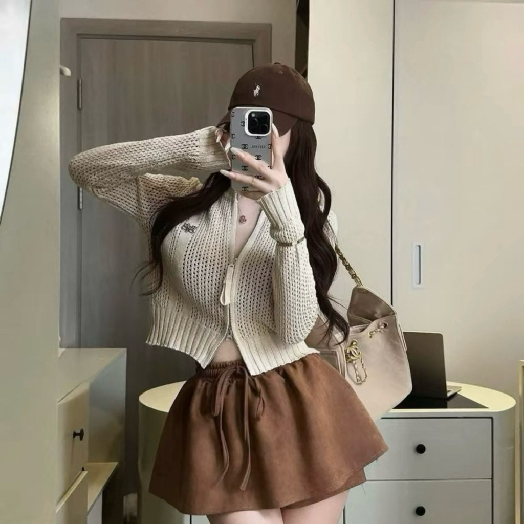Chân Váy Nữ Chữ A chất liệu Da Lộn cạp chun dáng xoè Có quần bảo hộ CV2212 Chân váy Nữ Mini Skirts phong cách Hàn Quốc | BigBuy360 - bigbuy360.vn