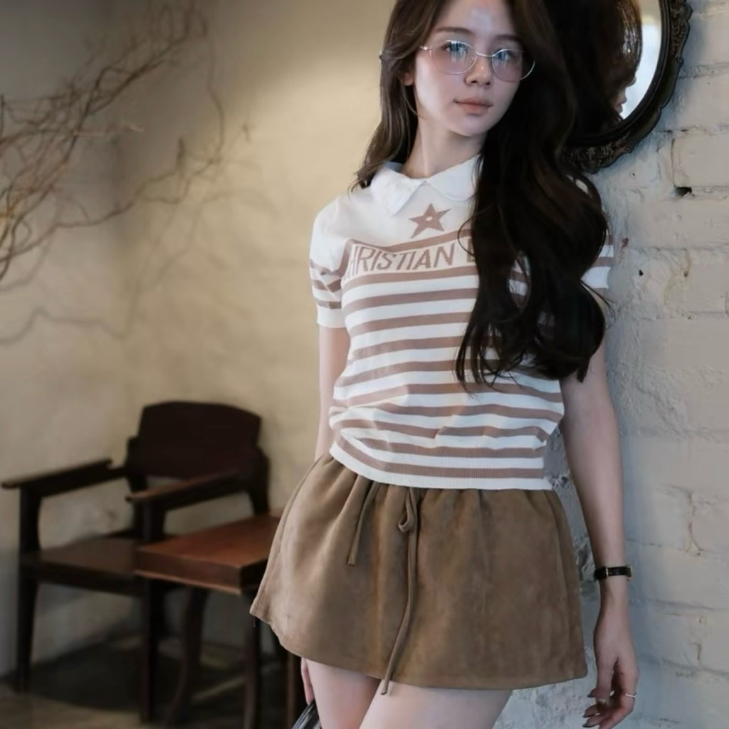 Chân Váy Nữ Chữ A chất liệu Da Lộn cạp chun dáng xoè Có quần bảo hộ CV2212 Chân váy Nữ Mini Skirts phong cách Hàn Quốc | BigBuy360 - bigbuy360.vn