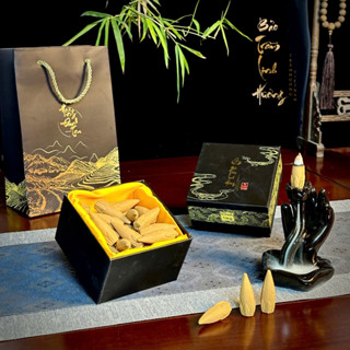 Nụ Trầm Bách Xanh Cao Cấp Hộp 55 Nụ Thác Khói – Hương Trầm Tự Nhiên, Thơm Thanh Tịnh – Xông Phòng Thờ Quà Tặng