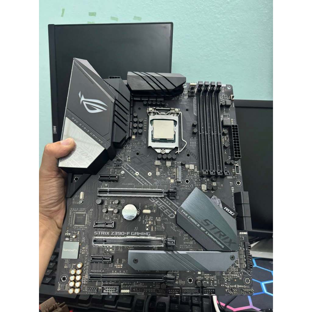 MAIN ASUS ROG STRIX Z390 F GAMING SIÊU ĐẸP