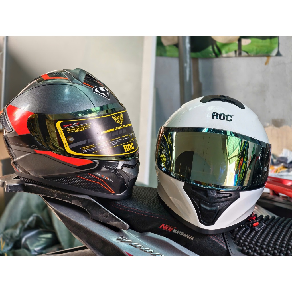 Kính Fullface Roc 08 Vàng Gold có gắn pinlock,thay thế được cho Yohe 981,Yohe 977,Yohe 978,Yohe 978 