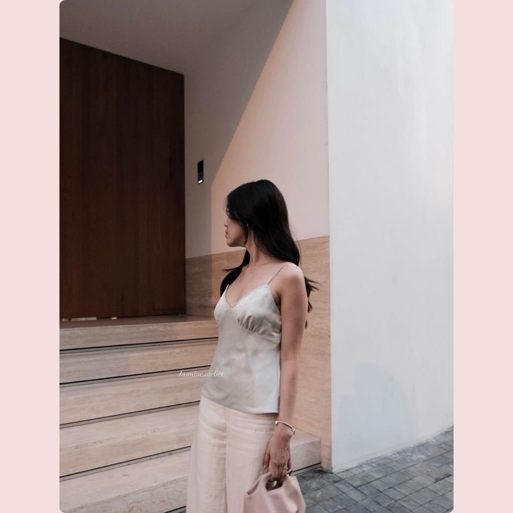 Jasmine.atelier - TOP A04 - Áo đầu clip ( Áo 2 dây lụa cổ V màu xanh pastel chất liệu dày dặn, chiết