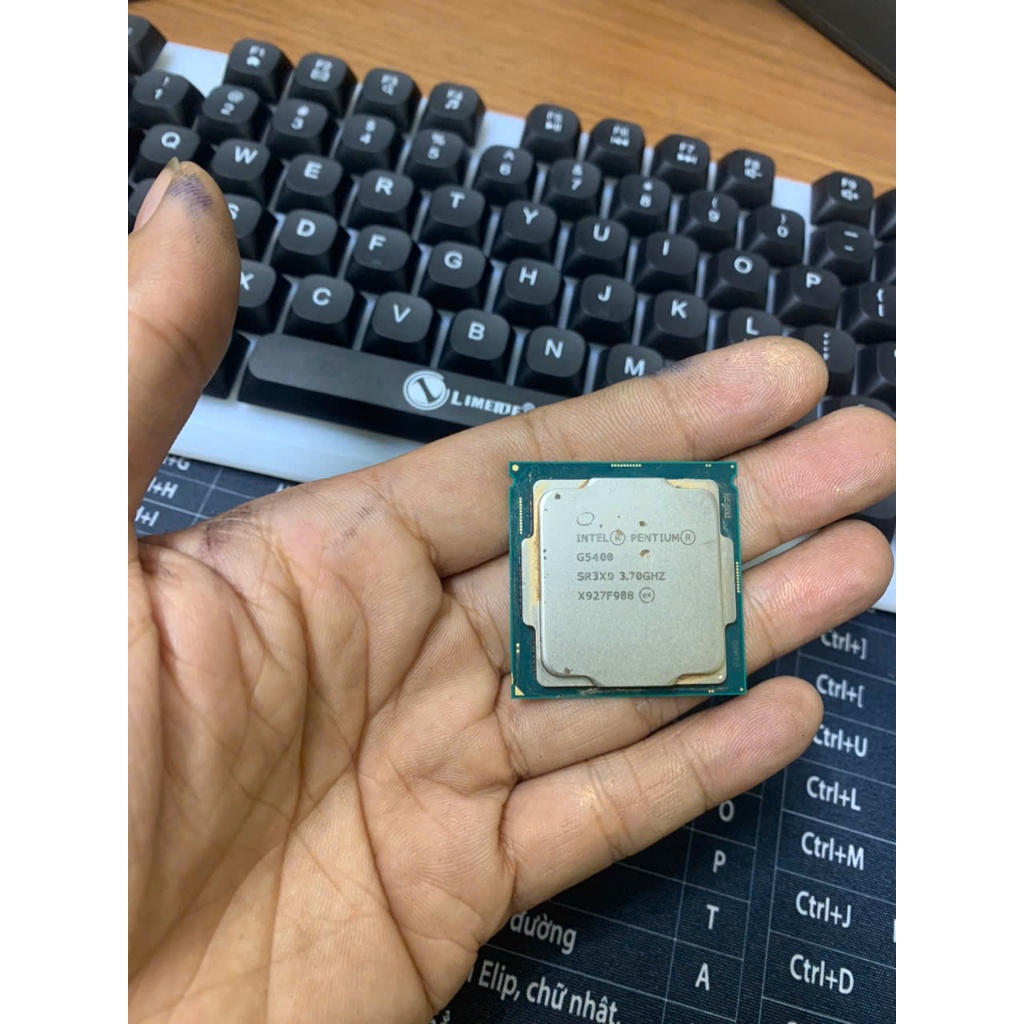 CPU Pentium G5400 (thế hệ 8) 2 nhân 4 luồng (hàng tháo máy)