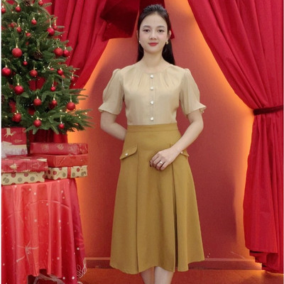Đầm form A trung niên - Cổ tròn xếp ly tay ngắn - Vàng - TTV2017