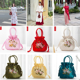 Túi Xách Dây Rút Thêu Hoa Mặc Áo Dài