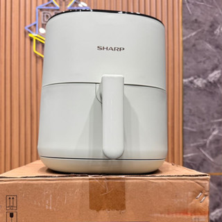 Nồi chiên không dầu hãng Sh arp model KF-AF-E50DK-G (5L) bản quốc tế màu trắng + xanh