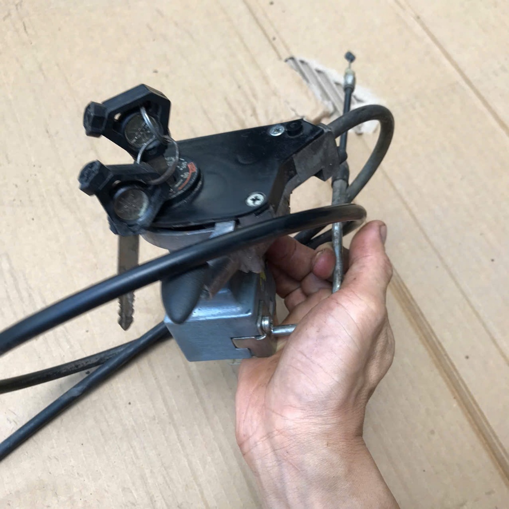 bộ ổ khóa yamaha cuxi 100 fi thái (hàng zin tháo xe )