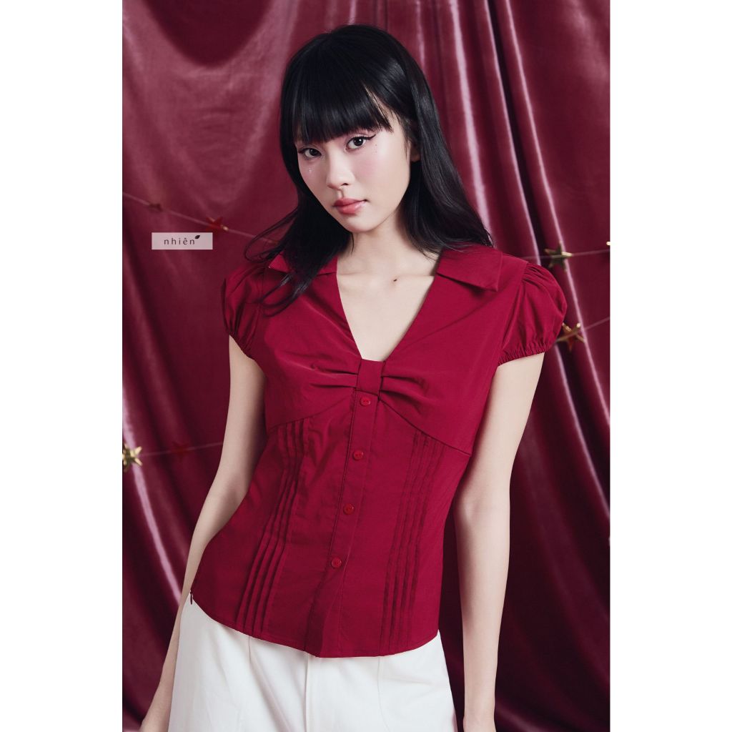 𝐂𝐡𝐞𝐫𝐫𝐲 𝐁𝐥𝐨𝐨𝐦 𝐓𝐨𝐩 - Áo kiêu nữ, áo sơ mi cỏ V thiết kế xếp ly nơ xinh nhien.official BA535