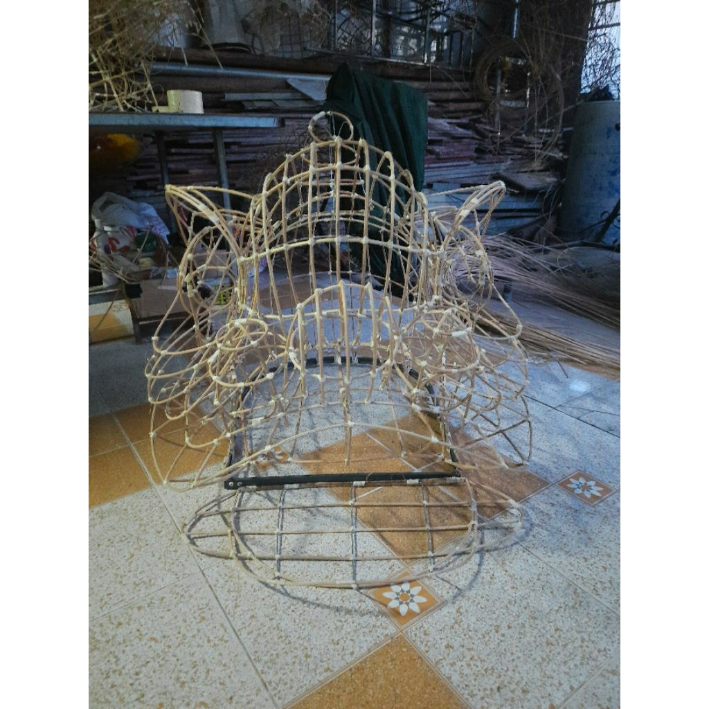 Sườn lân mỏ dảnh