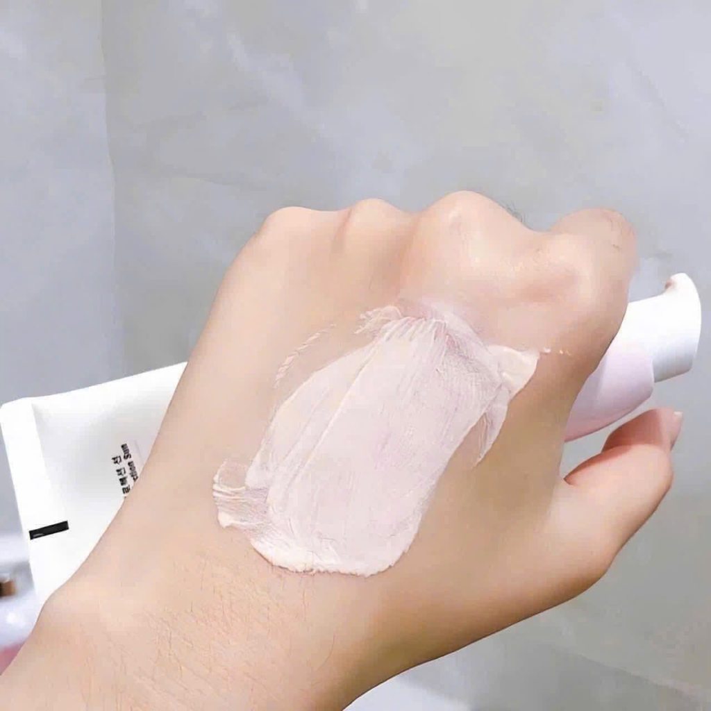 Kem chống nắng nâng tone kiềm dầu CNP Laboratory Tone-Up Protection Sun SPF42 PA +++ | BigBuy360 - bigbuy360.vn