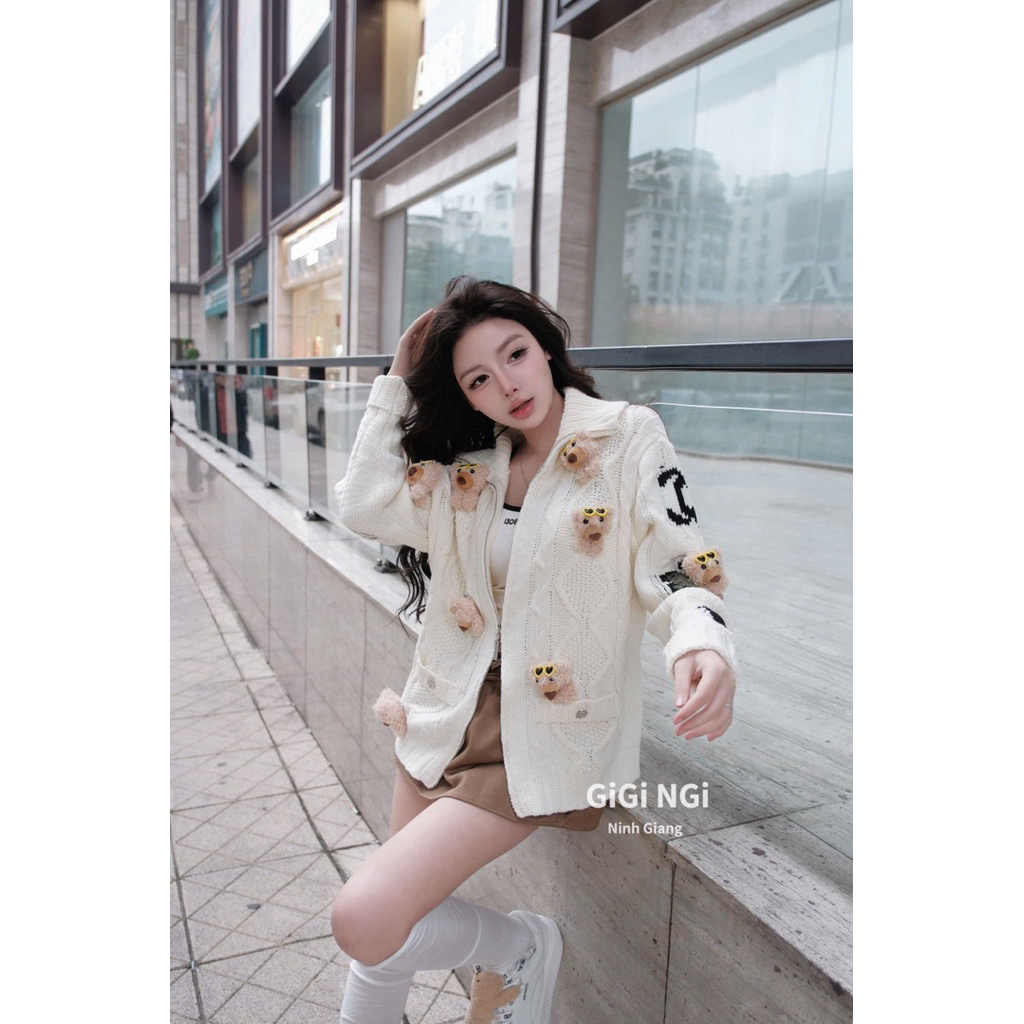 Áo Gấu 13De Marzo Gắn Đeo Kính