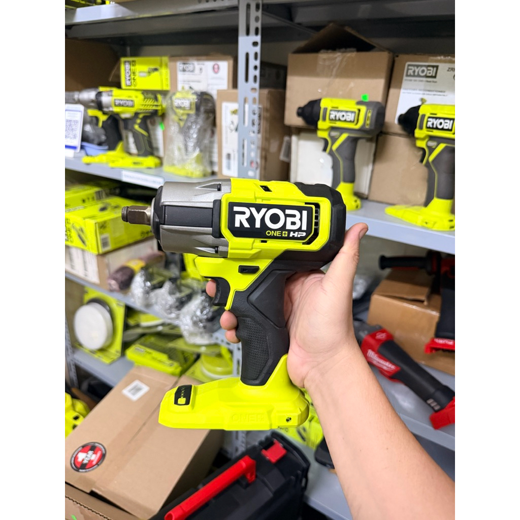 máy siết bulong ryobi 18v P262 HP lực 813Nm 95%