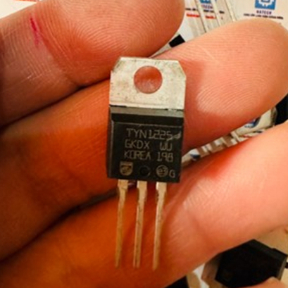Túi 5 chiếc Thyristor Cắm TYN1225 TO-220 25A 1200V Mới Chính Hãng