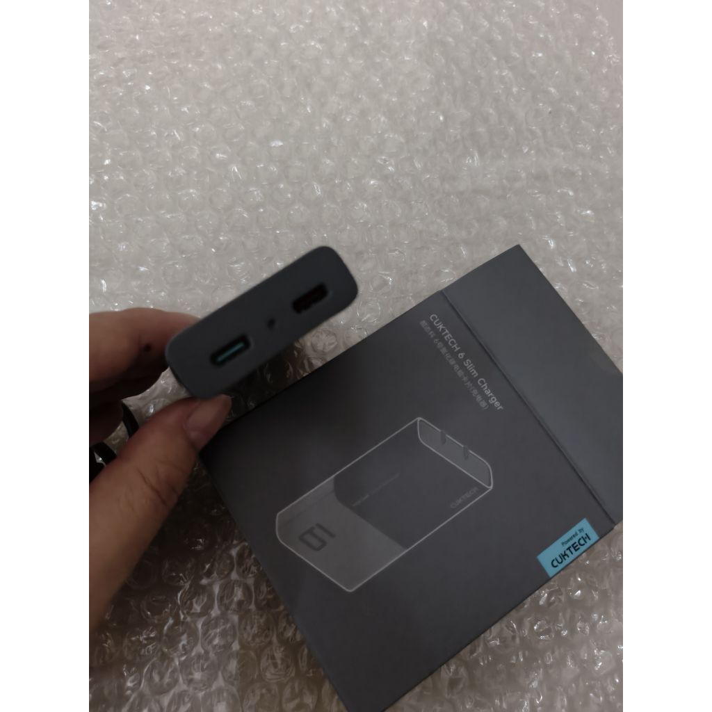 Sạc Cuktech Slim 65w kèm cáp, model 2AD652S