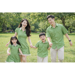 ( Mẹ max 90kg ba max 110kg) Set đồ gia đình, đồ đôi xanh bơ cổ trắng viền bèo xinh- FOREVER COUPLE