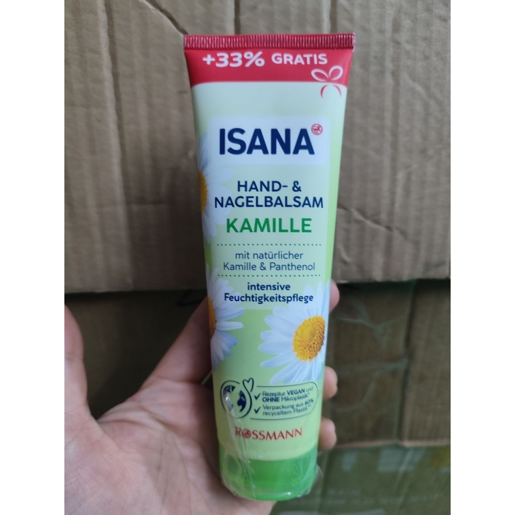 KEM DƯỠNG DA TAY ISANA CHIẾT XUẤT HOA CÚC.