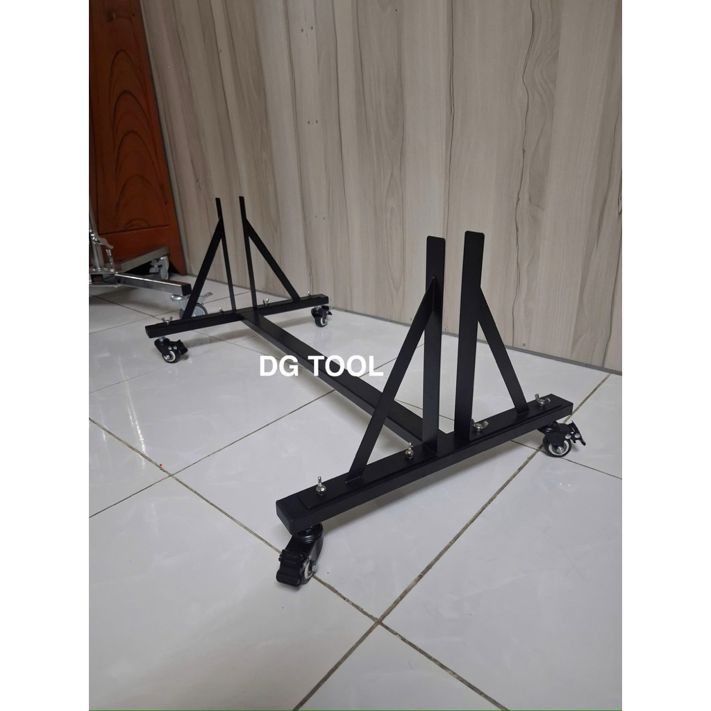 Chân Kẹp Xốp Có Bánh Xe – Giá Đỡ Fomex Phản Sáng Studio