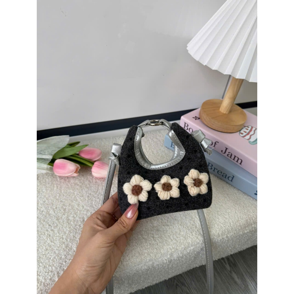 Túi đeo chéo nữ mini vải nỉ thêu hoa chấm bi, túi xách tay dáng nhỏ xinh đi chơi đi dạo hằng ngày Đăng Túi DK428 | BigBuy360 - bigbuy360.vn