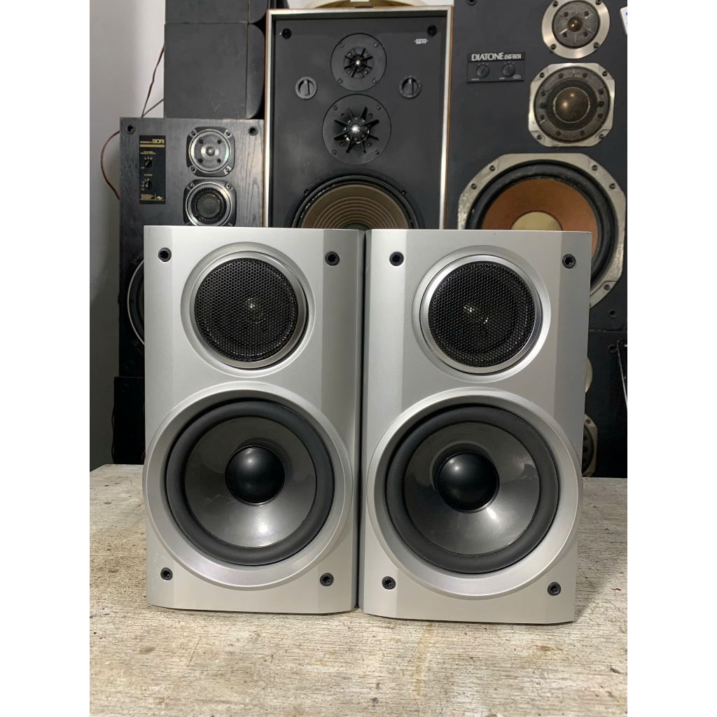 Bán Cặp Loa Booksheolf Nghe Nhạc Aiwa  SX - M100 chất âm hay bass mạnh hàng bãi nhật về(22025)