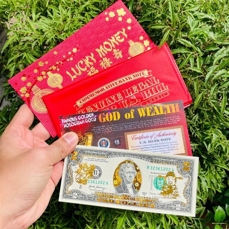 Bộ Tiền 2 Đô USD Thần Tài May Mắn, Ngày Vía Thần Tài Mùng 10, Bộ Full Bao Da Đỏ