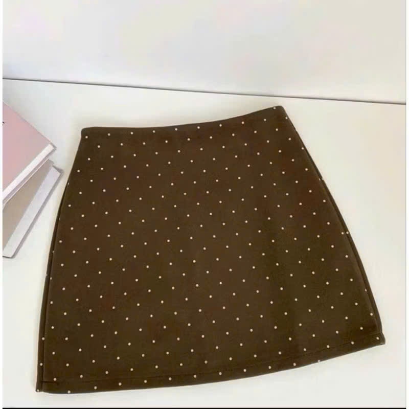 Chân váy dạ ép chấm bi dáng chữ A thời trang, chân váy ngắn có quần bảo hộ | BigBuy360 - bigbuy360.vn