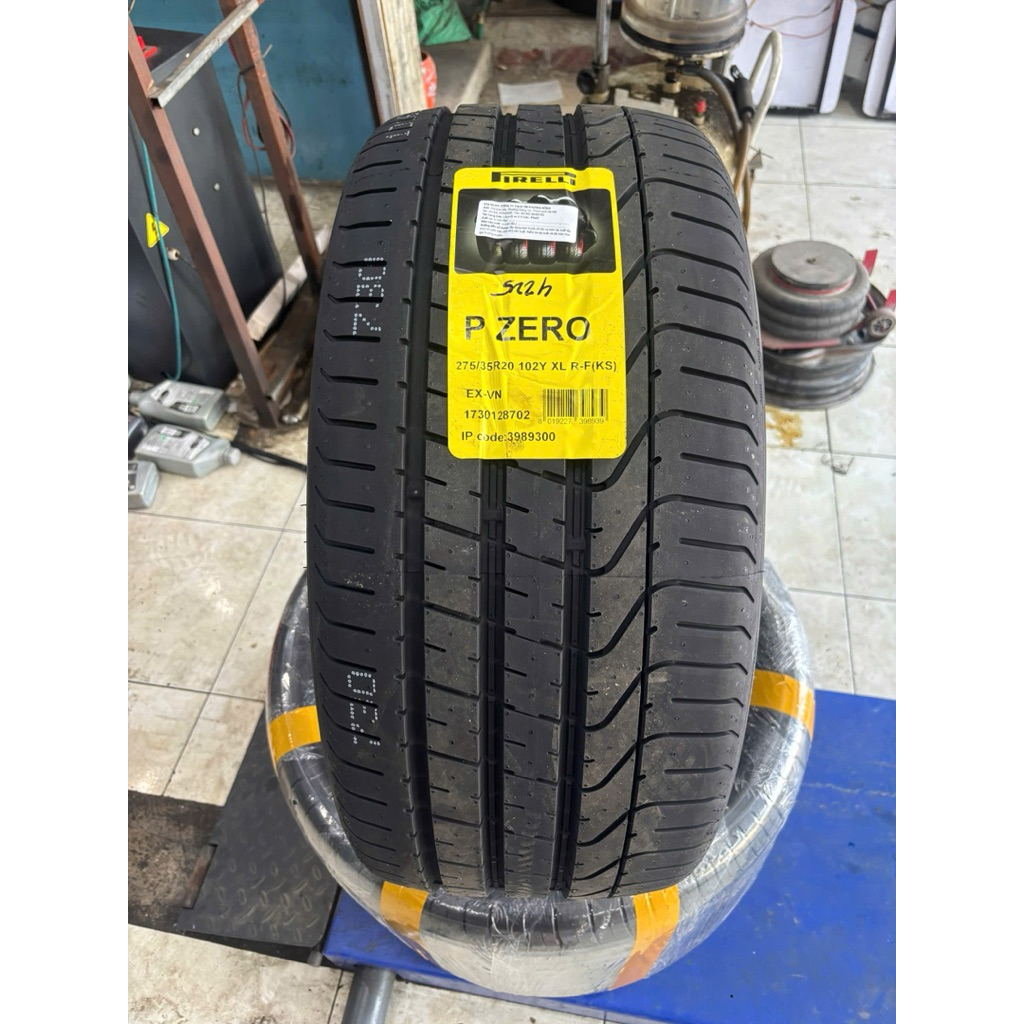 Lốp Pirelli 275/35R20 Pzero RFT (chống xịt ) China Date 2025 Mới 100%