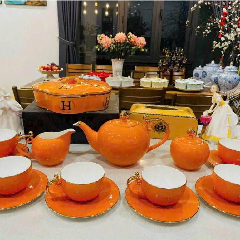 Âm Chén Cao Cấp Sứ Xương Kèm Hộp Quà Tặng Cao Cấp. Bộ Ấm Pha Trà Cao Cấp. Bộ Tách Trà Cao Cấp