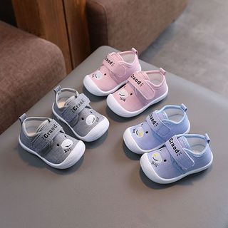 Giày Tập Đi Cho Bé -  Êm Nhẹ, Chống Trơn, Dễ Mang