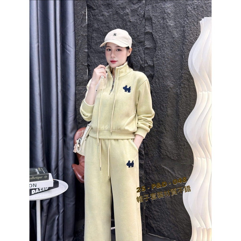 Bộ đồ nữ.sét cổ kéo khoá,đồ tay dài quần suông,chất vải nỉ dạ lót lông,hàng quảng châu.Size MLXL.khánh ly shop | BigBuy360 - bigbuy360.vn