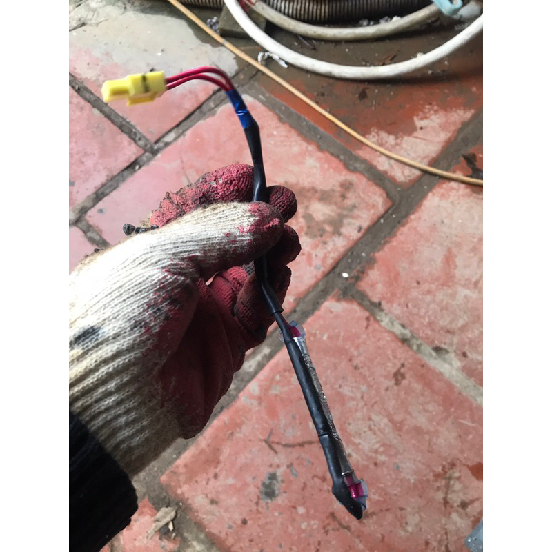 Cảm biến dương ngăn đá tủ lạnh Samsung inventer 203L cũ tốt chính hãng