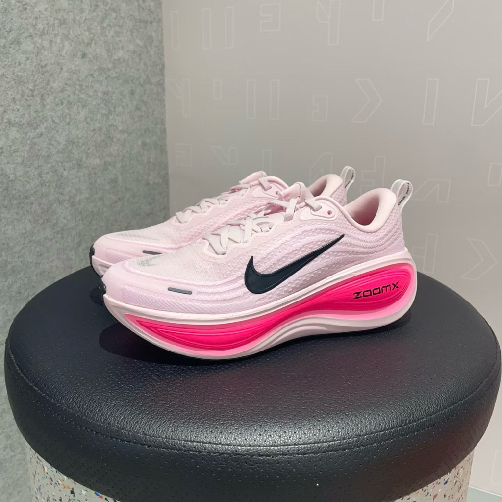 Giày Chạy Bộ Nike Vomero 18 – Êm Ái Tối Đa, Bền Bỉ Mỗi Bước Chạy