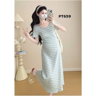  Đầm bầu len dáng dài ôm body thiết kế cổ vuông màu xanh dương kẻ ngang by Đầm Bầu Thỏ - PT659 