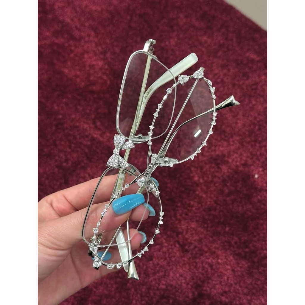 Kính YVMIN X SHUSHUTONG “GEMSTONE PAVE BOW/ BOW METAL GLASSES” (Authentic)